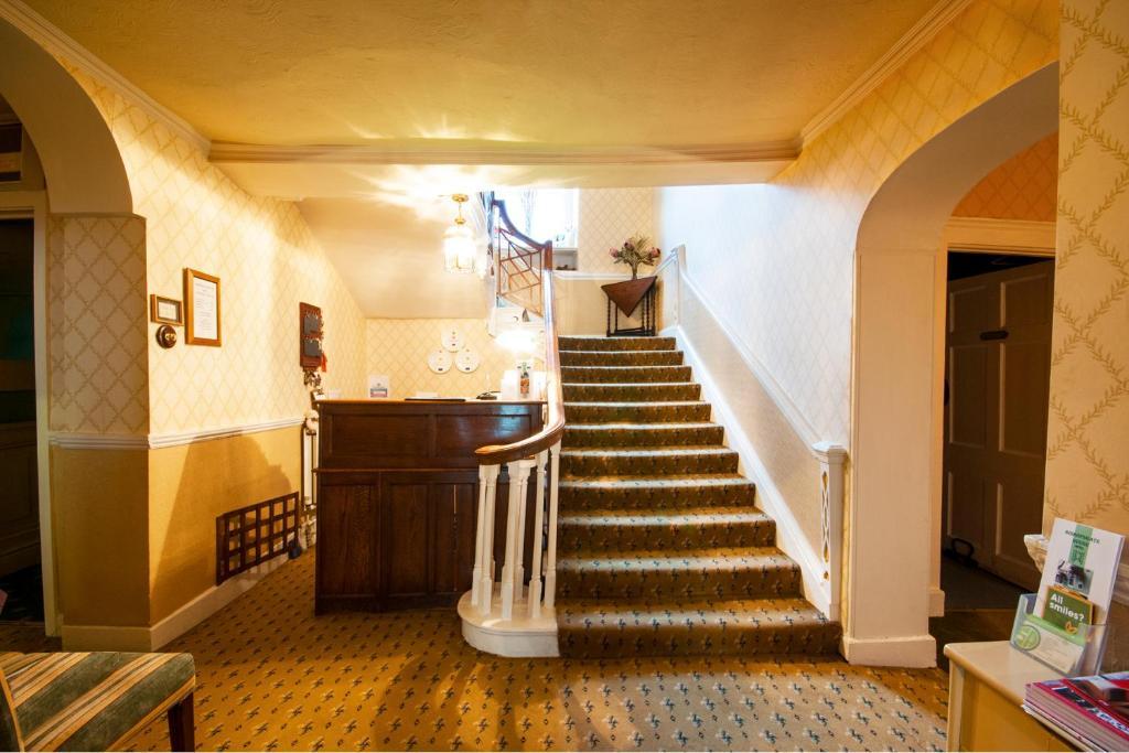 Bishopsgate House Hotel Бомарис Экстерьер фото